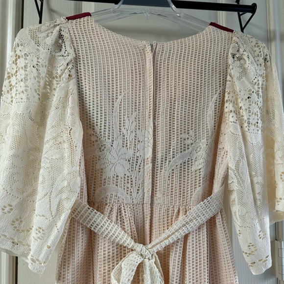 Vintage 1970s Joy Stevens Boho Cream and Maroon Lace Prairie Dress - Picture 8 of 10